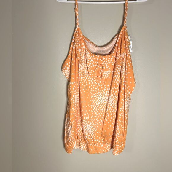 Lane Bryant Tops - NWT Lane Bryant polka dot tank top size 26 / 28